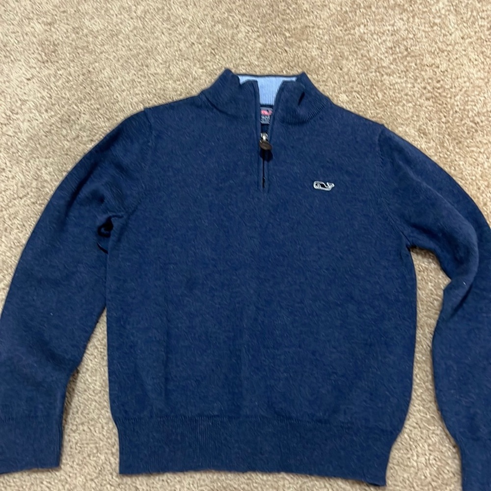 Vineyard Vine sweater